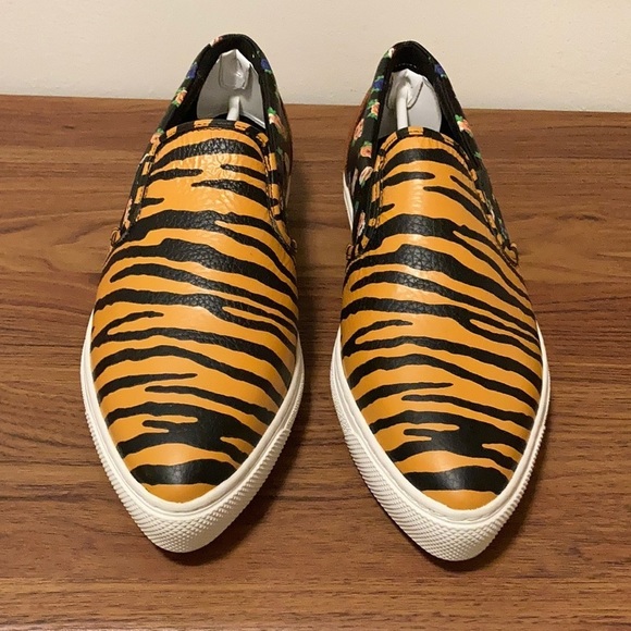 Coach NWOB Limited Edition Tiger & floral Print Leather Slip On Sneaker - Picture 1 of 7